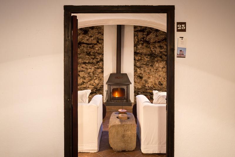 Hospederia Convento De La Parra, 06176 (Adults Only) Ξενοδοχείο La Parra  Εξωτερικό φωτογραφία