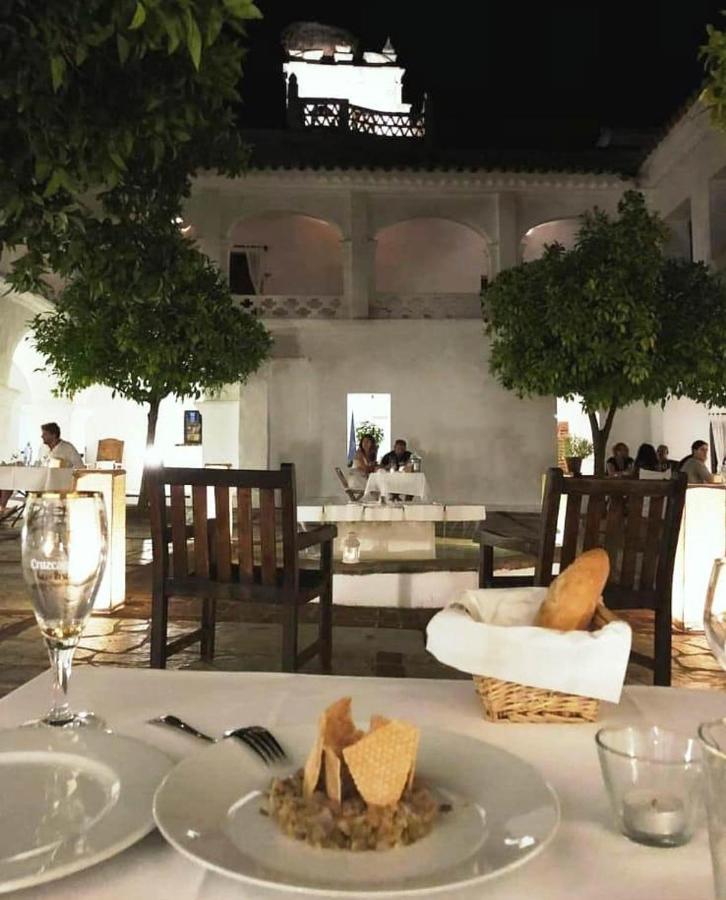 Hospederia Convento De La Parra, 06176 (Adults Only) Ξενοδοχείο La Parra  Εξωτερικό φωτογραφία